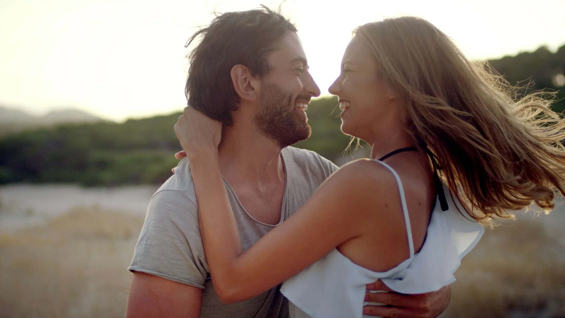 wedding-website-hero